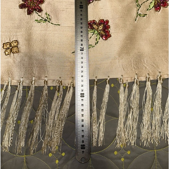 Kelly and Diane Silk Stylish & Sleek Suit - Picture 14 of 16